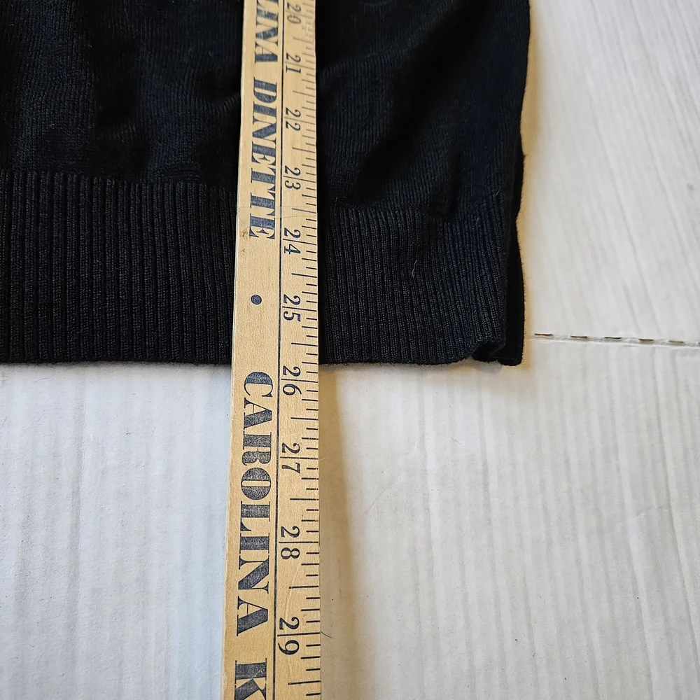 Banana Republic 100% Merino Extra Fine Wool Men's L